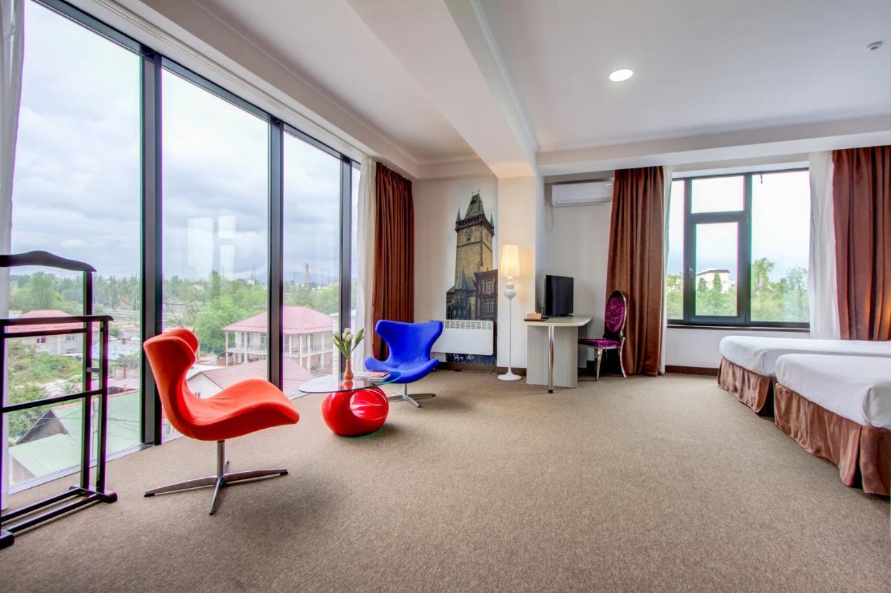 Hotel Bridges Bishkek Luaran gambar