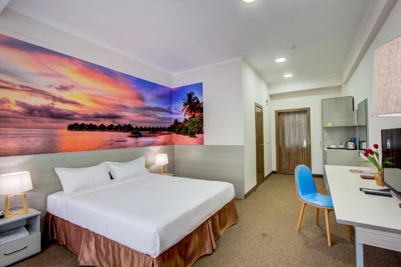 Hotel Bridges Bishkek Luaran gambar