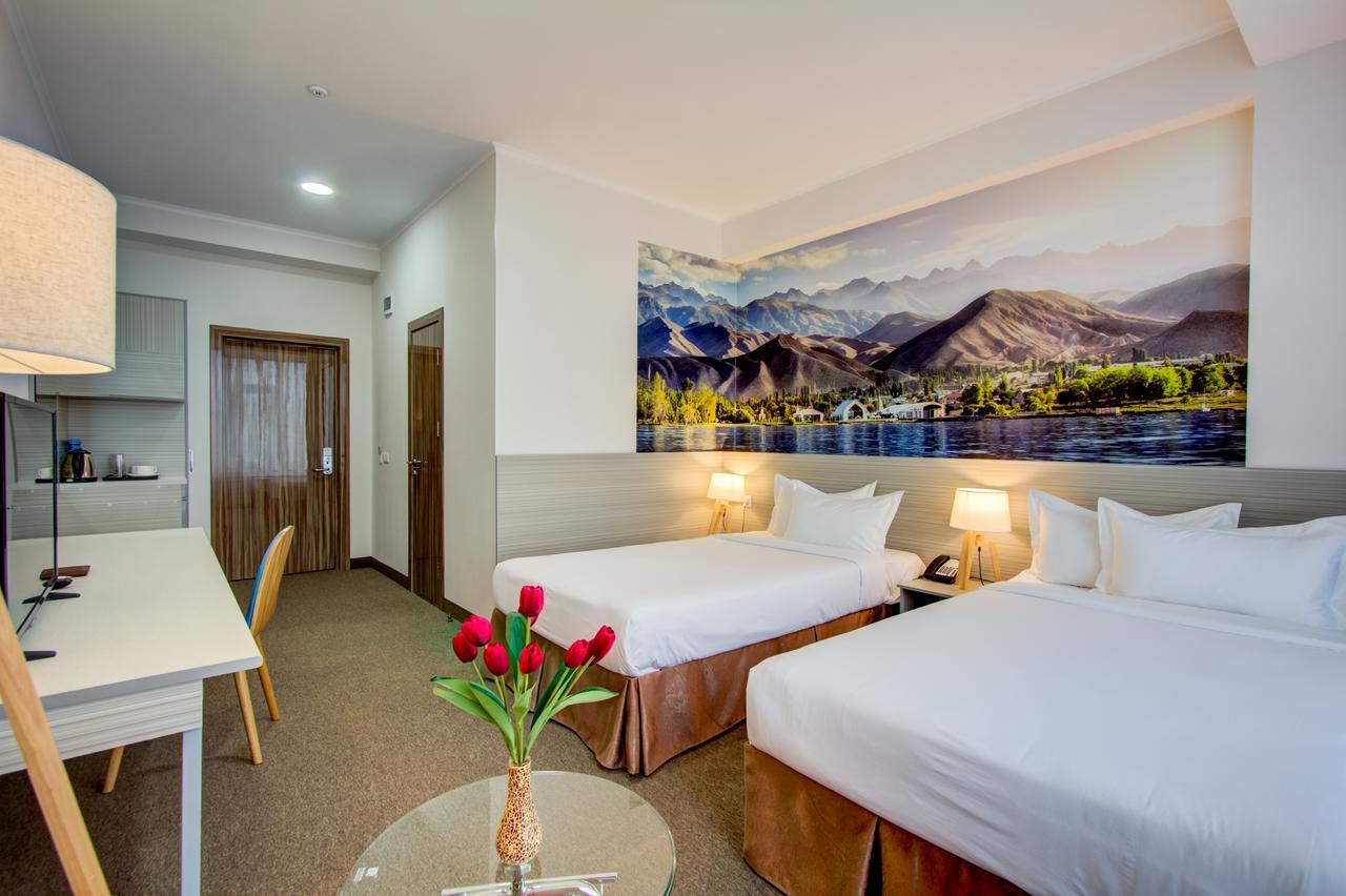 Hotel Bridges Bishkek Luaran gambar