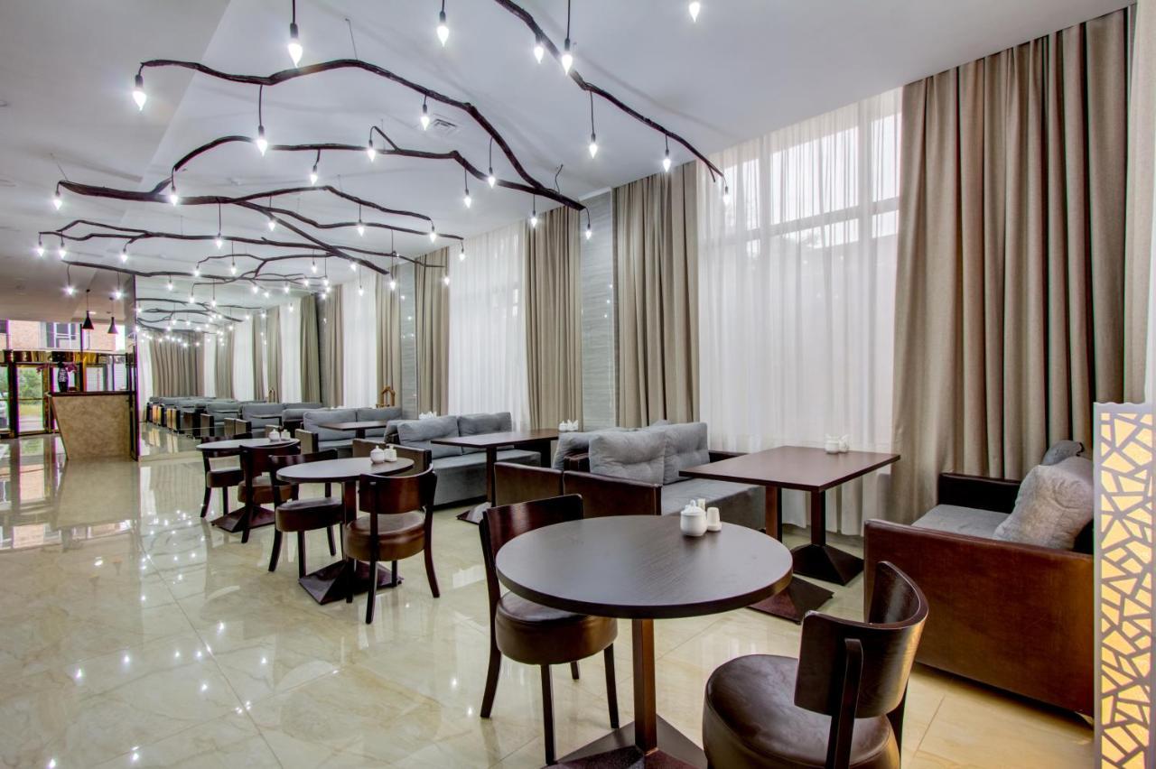 Hotel Bridges Bishkek Luaran gambar
