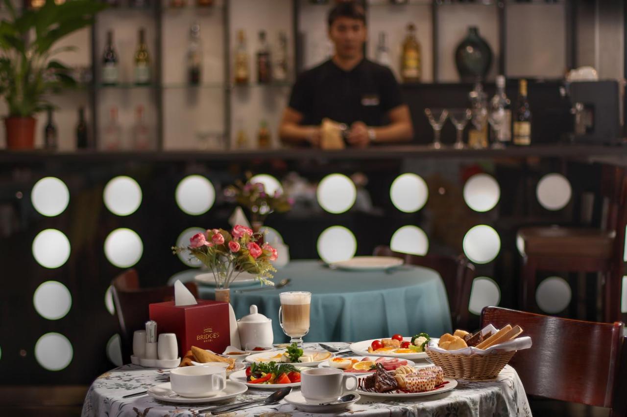 Hotel Bridges Bishkek Luaran gambar